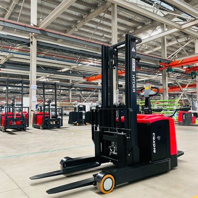 2500-5000mm Lifting Height Reach Truck with Standing Pedal Economic Forklift Truck