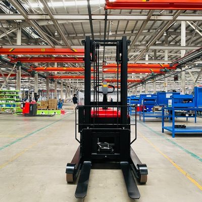 2500-5000mm Lifting Height Reach Truck with Standing Pedal Economic Forklift Truck